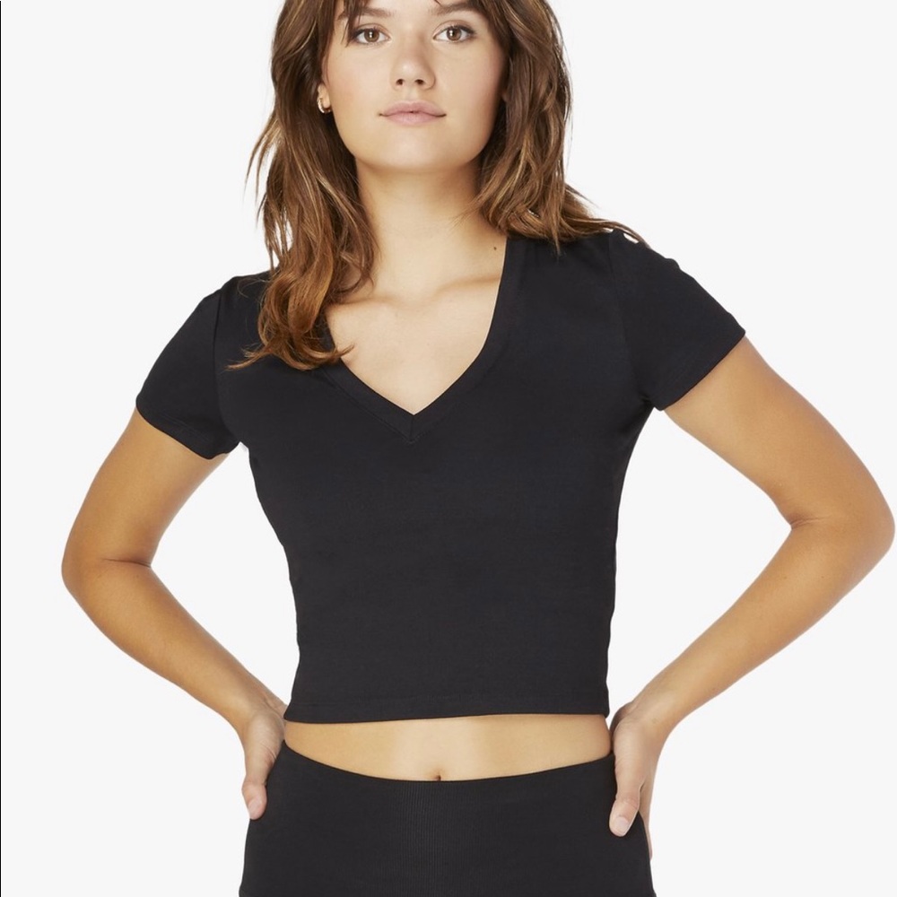 Beyond Yoga Short Sleeve Cropped Tee